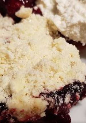 Une photo de Crumble mûres et noix de coco