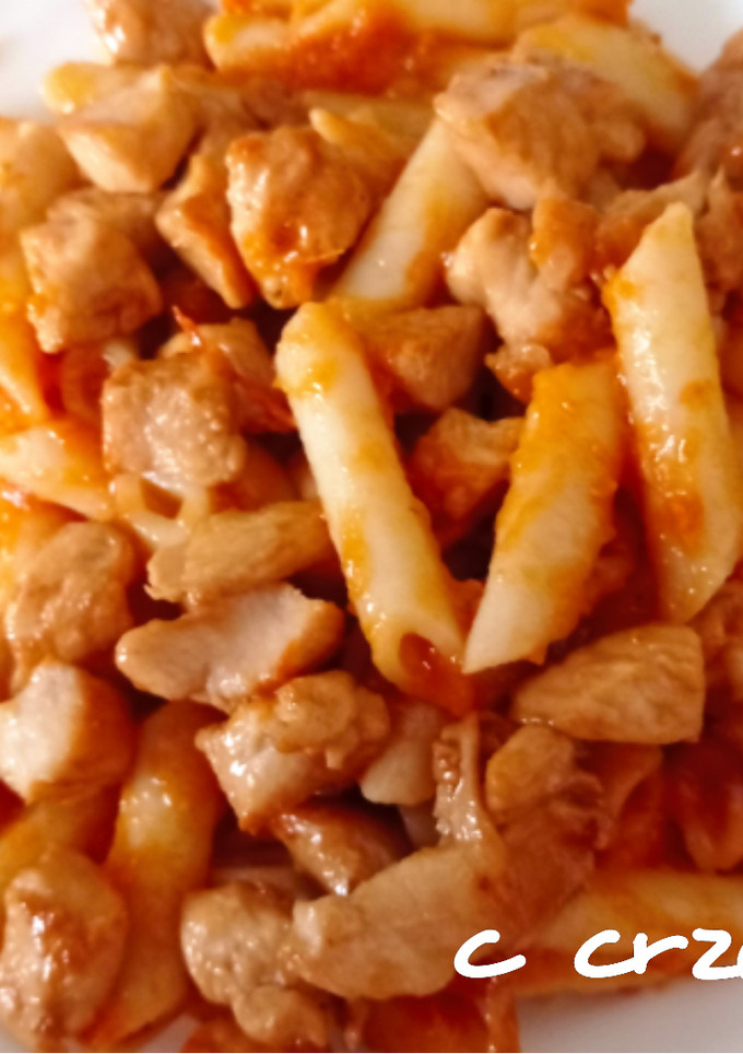Una foto de Macarrones con pechuga de pollo