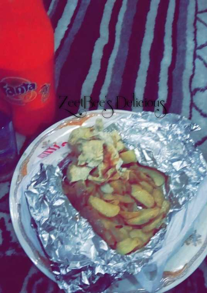 A picture of Irish with onions source an fried egg.