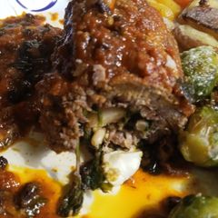 A picture of Beef Braciole.