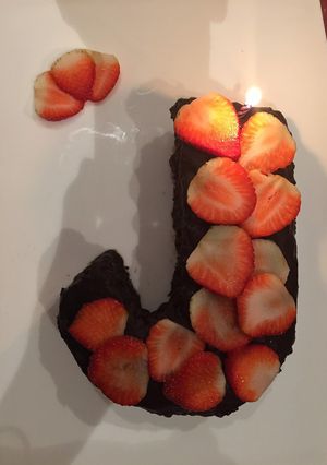 A picture of Strawberry Chocolate cake.