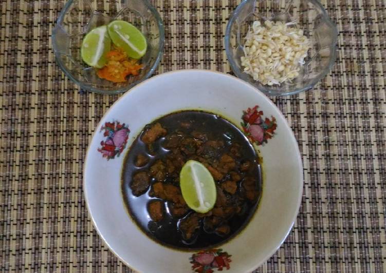 Resep Terbaik Rawon Daging Sapi Enak dan Sehat