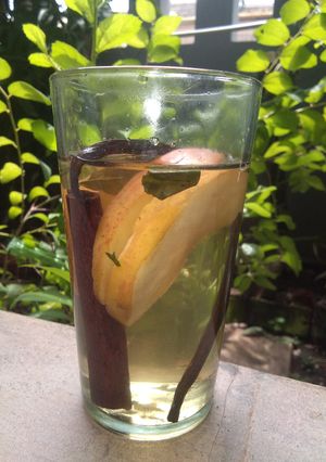 Foto resep Teh Apel Daun Kelor with Vanilla Cinnamon