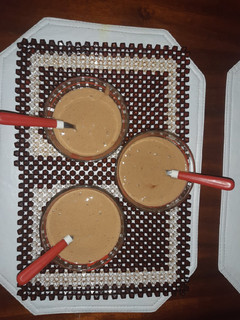 A picture of Banana chocolate dessert.