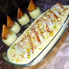 A picture of Sahi Tukray.