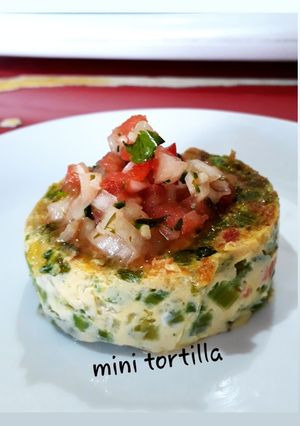 Una foto de Mini tortilla de pencas de acelga