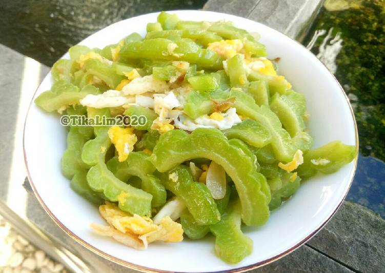 Resep: LezatPare tumis telur