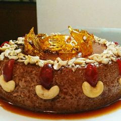 A picture of Chocolate and Nuts pudding.