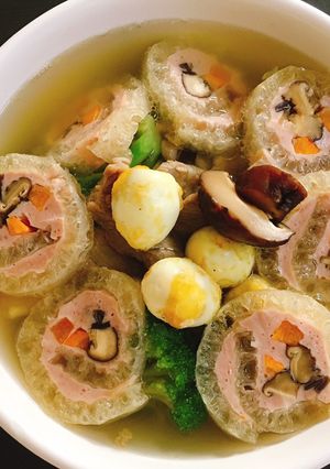 Hình của món Canh bóng thả (canh thập cẩm).
