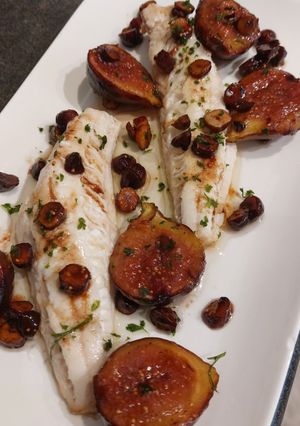 Une photo de Filet de rouget figues et noisettes