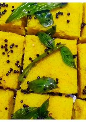 ধোকলা (dhokla recipe in Bengali) রেসিপির প্রধান ছবি