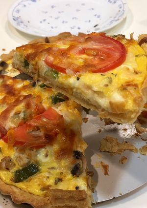 Foto resep Quiche (pie telur dan sayur) creamy dan tasty