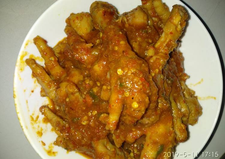 Oseng ceker ayam super hot
