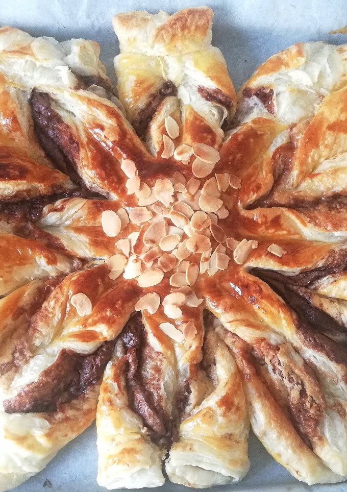 Una foto de Hojaldre Estrella de Nutella