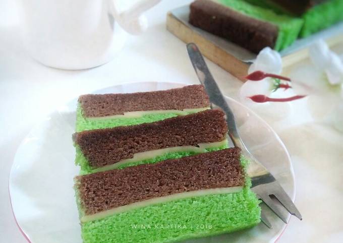 Langkah Mudah untuk Menyiapkan 21. Brownies Kukus Pandan Coklat #prRamadhan_kukirainikukis Anti Gagal
