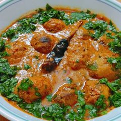 A picture of Dum Aloo.