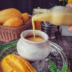 A picture of Mango lassi.