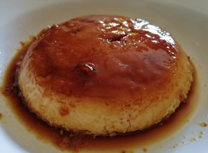 Una foto de Flan para bebé leche materna 💞