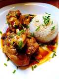 Pollo in Salsa Agrodolce con Riso Basmati ed Erba Cipollina