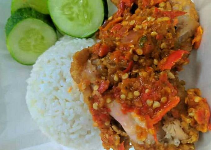 2. Ayam Geprek NDOWER