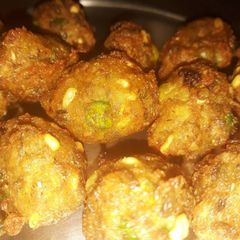 A picture of Mungodi/ moong daal ke Pakode.