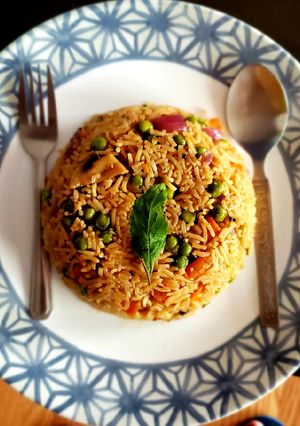 A picture of Chinese fried rice😋.