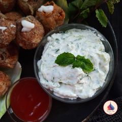 A picture of Tzatziki.