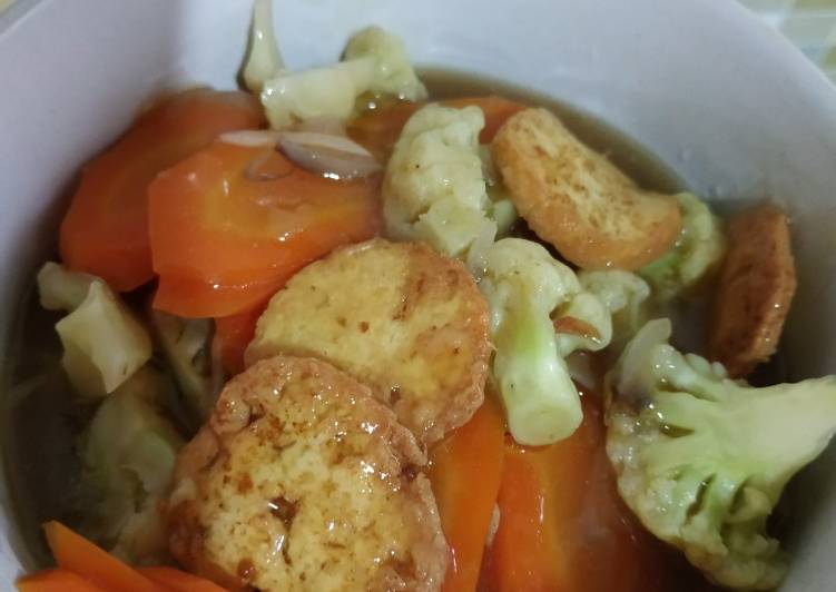 Langkah Mudah untuk Menyiapkan Kembang Kol Tofu Saos Tiram, Lezat