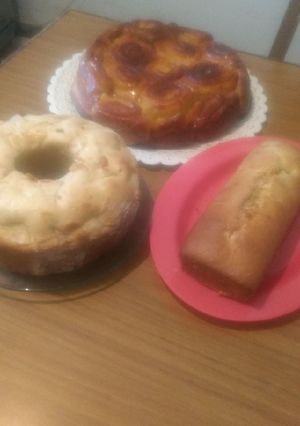 Una foto de Bizcochuelo de manzana y membrillo