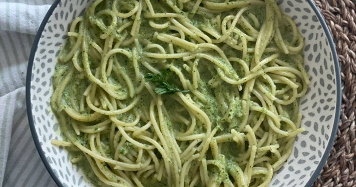 Espagueti verde con cilantro Receta de poramoralhambre- Cookpad