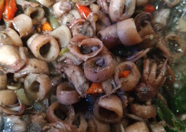 Cara Gampang Membuat Tumis cumi asin cabe ijo Lezat