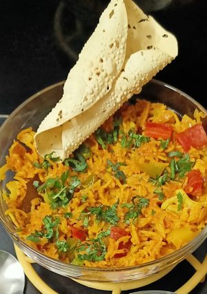 વેજ તેહરી અવધી સ્ટાઇલ (Veg Tehari Avadhi Style Recipe In Gujarati) રેસીપી મુખ્ય ફોટો