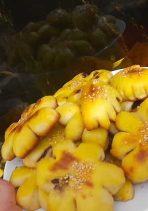عکسی از دستور کلوچه خرمایی با خمیر جادویی