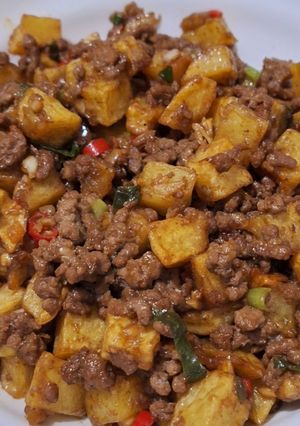 Foto resep Tumis Kentang Sapi Cincang