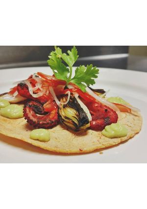 Una foto de Taco de pulpo al achiote