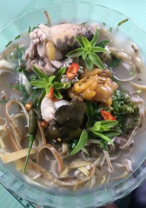 Hình của món Canh chua cơm mẻ Ếch Hoa chuối.