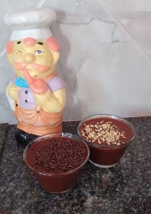 Una foto de Postre de chocolate y naranja 🧡🤎