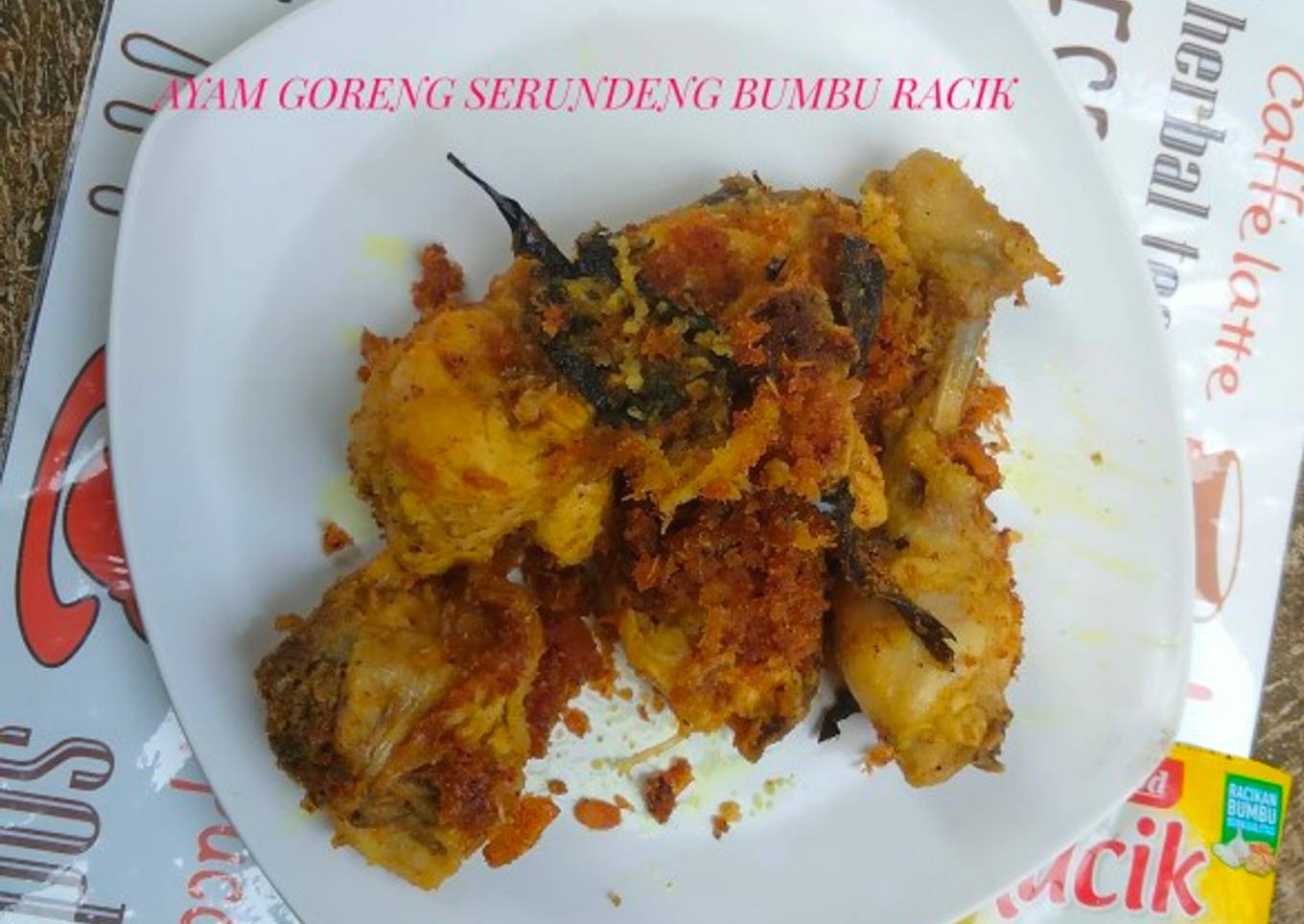 Ayam goreng serundeng bumbu racik