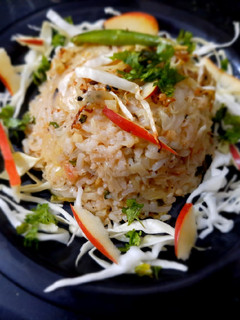 A picture of Apple and Cabbage Rice.