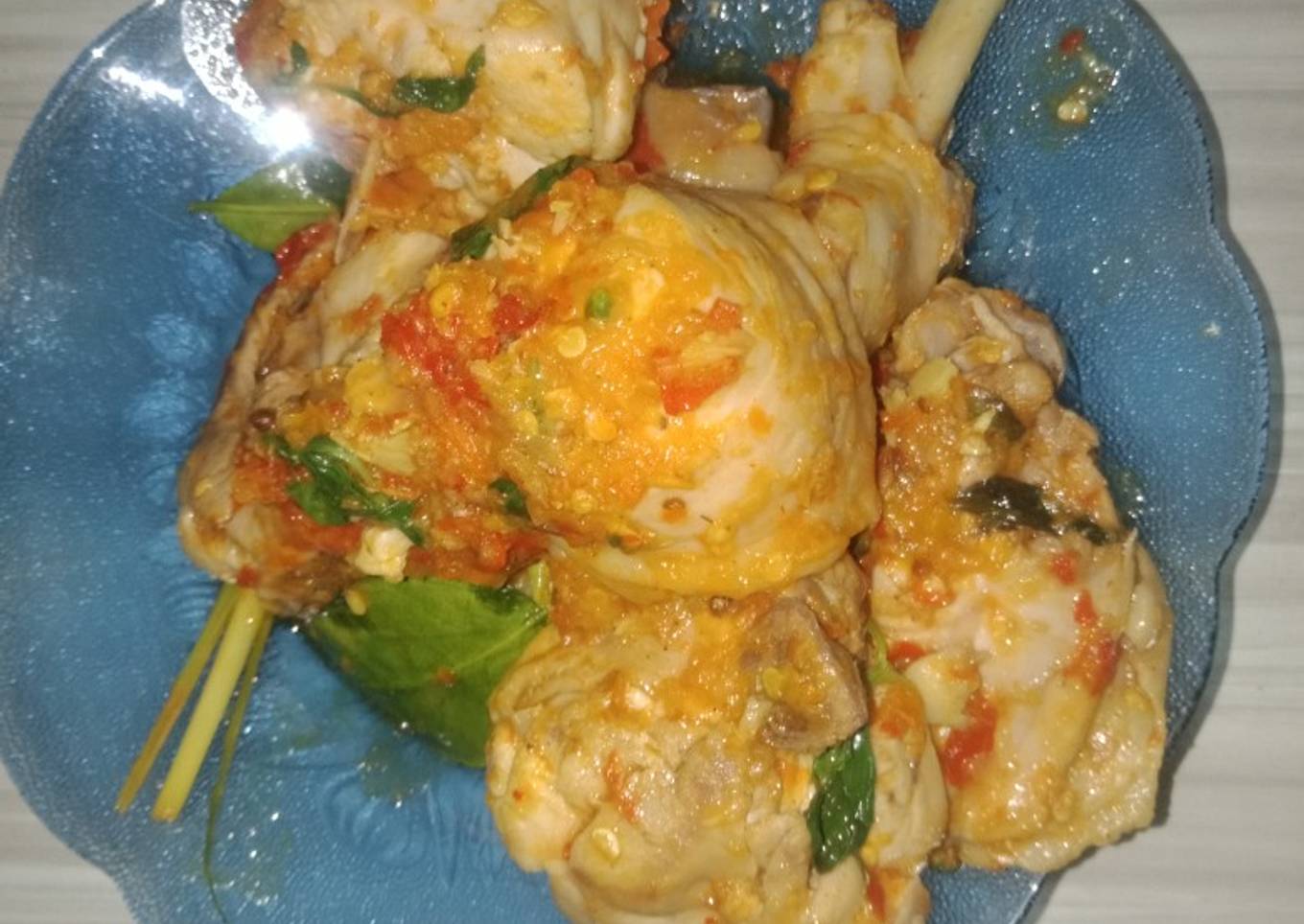 Resep Ayam rica rica pedes nampol yang Lezat