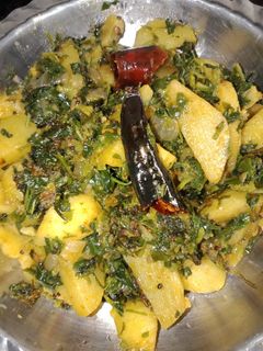 आलू मेथी की सब्जी (Aloo methi ki sabzi recipe in hindi) रेसिपी मुख्य फोटो