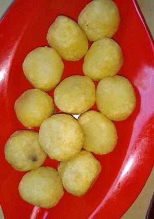 Foto resep Bola-bola singkong isi coklat
