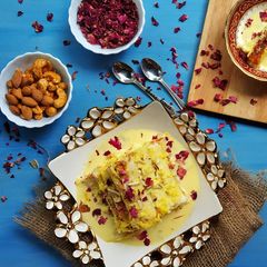 A picture of Instant Malai Roll.