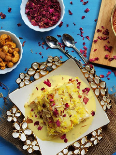 A picture of Instant Malai Roll.