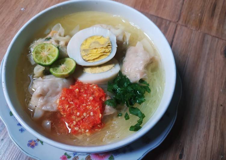 YUK DICOBA! Resep 22.Sup pangsit kuah bakso