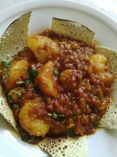 શાહી દમ આલુ (Shahi Dum Aloo Recipe In Gujarati) રેસીપી મુખ્ય ફોટો