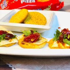 A picture of Monaco bites.