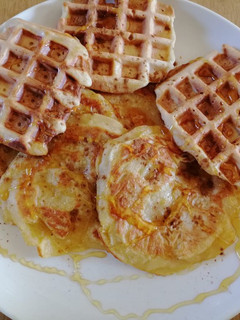 A picture of Pancake and waffles.