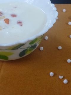 साबूदाना खीर (Sabudana kheer recipe in Hindi) रेसिपी मुख्य फोटो