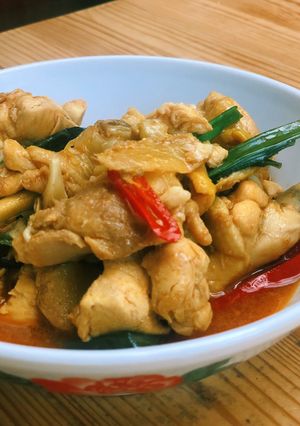 A picture of 3 cups Chicken (三杯鸡).